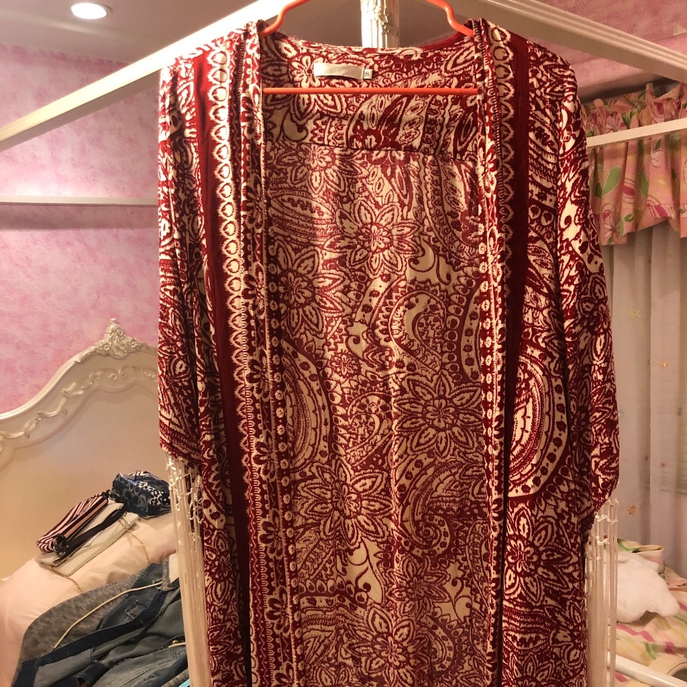 Trendy LF Floral Red Kimono